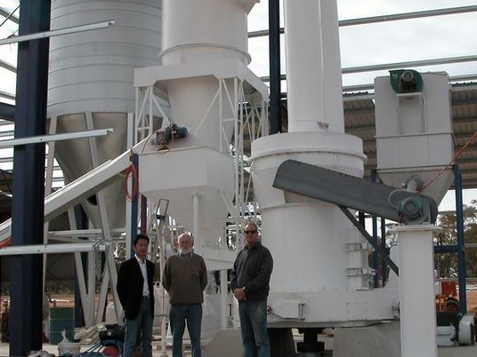 高壓磨粉機，專利改進磨粉機械